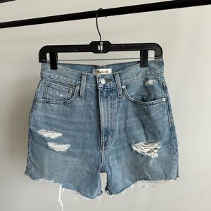 madewell the mom jean short